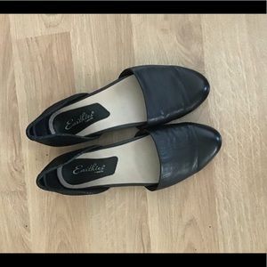 Earthies slip on dress shoes